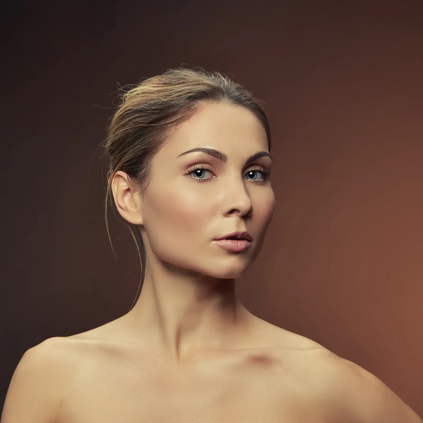 Thread Lift defines facial contours